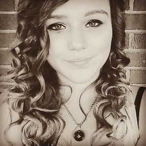 Meet your Posher, Shelby